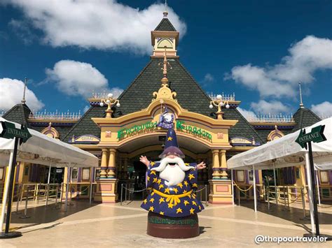 Enchanted Kingdom .